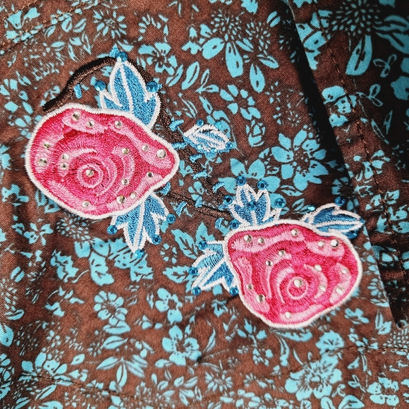 COWGIRL HARDWARE | floral embroidered snap cowboy western long sleeve shirt - Picture 3 of 10